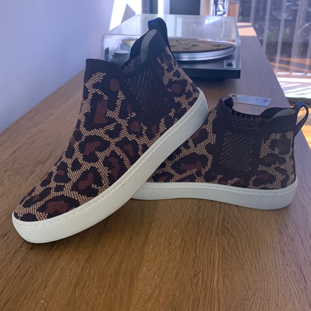 Rothy’s booties 6.5 New without tags The Chelsea Wildcat Limited edition boots